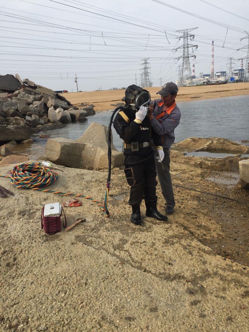 河南水下清淤价格解析与行业动态